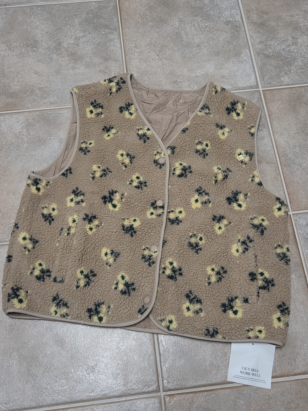 Animal Print Sherpa Vest in Beige and Yellow